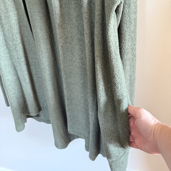 Anthropologie • Saturday Sunday Olive Green Soft Cozy Cardigan XS Pockets - Picture 5 of 9